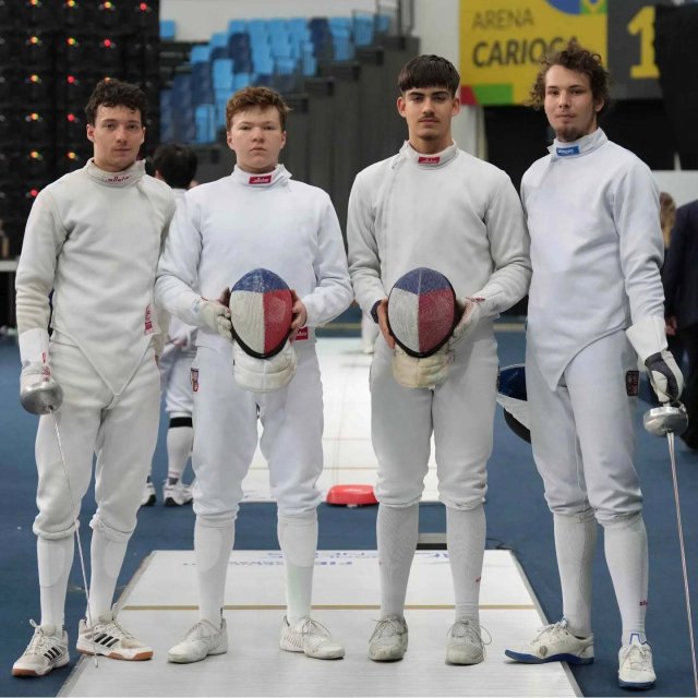 Mistrovství světa kadetů a juniorů - družstva